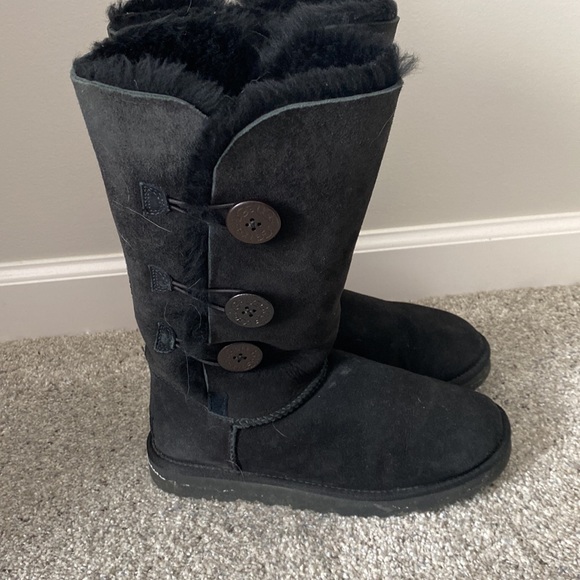 Ugg boots - Picture 4 of 4